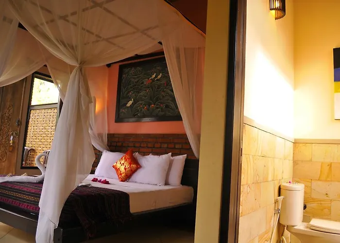 Tirta Sari 3*